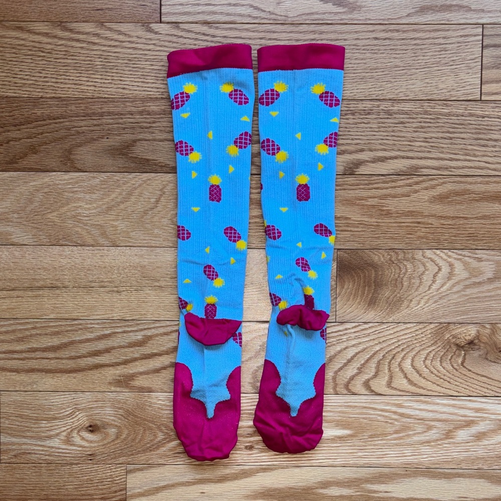 Pro Compression Socks - Picture 3 of 3